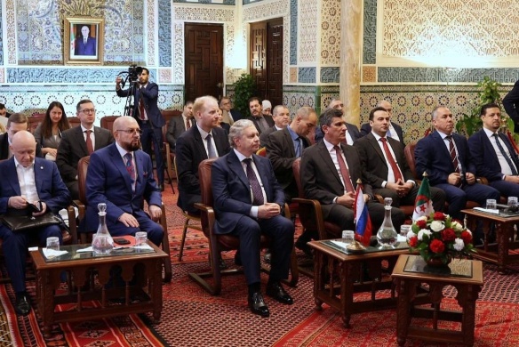 Стратегические направления развития двусторонних экономических связей Москвы и Алжира обсудили на бизнес-форуме в Алжире